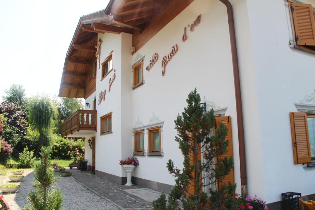 Garni Goccia D'Oro Hotel Cavalese Buitenkant foto