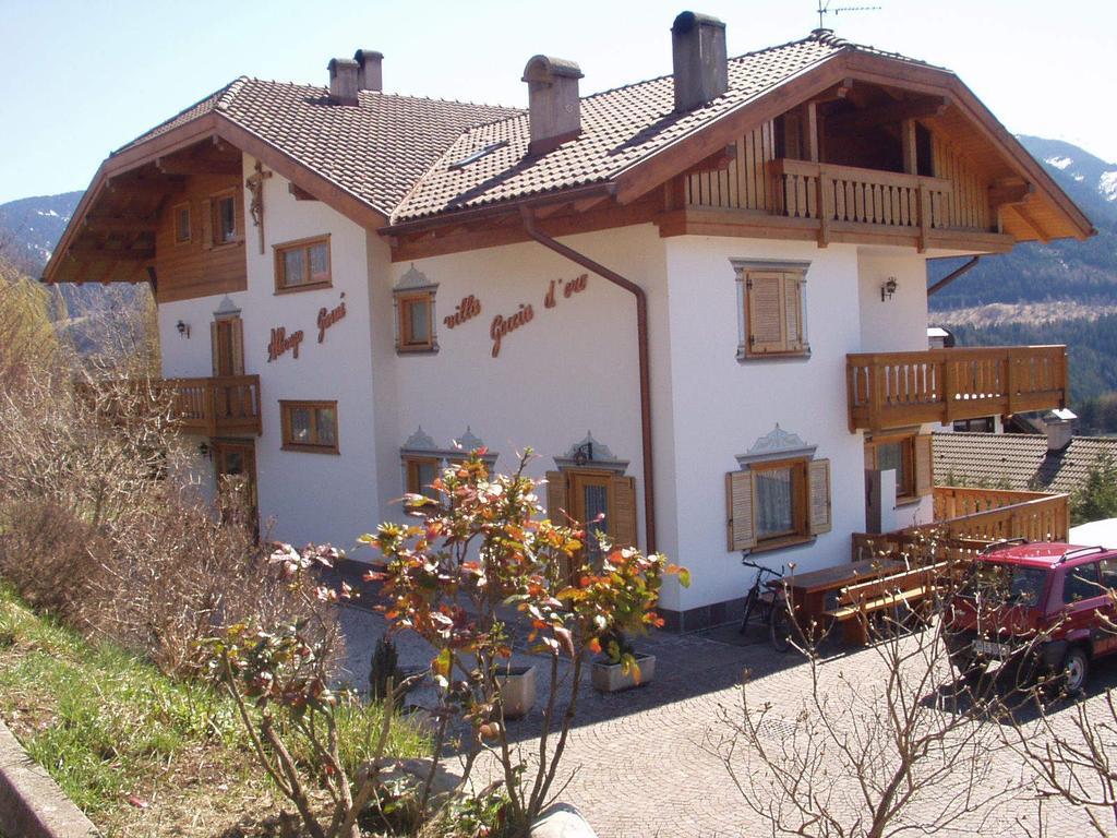 Garni Goccia D'Oro Hotel Cavalese Buitenkant foto